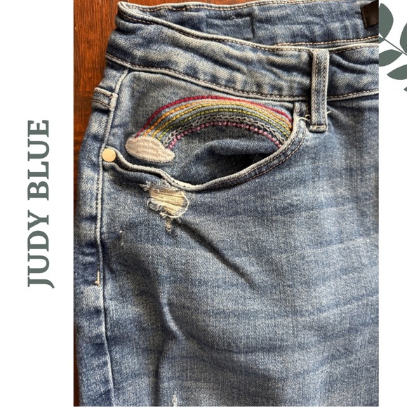 Judy Blue Distressed Rainbow Embroidered Jeans - Blue Denim Size 20W - Picture 5 of 8